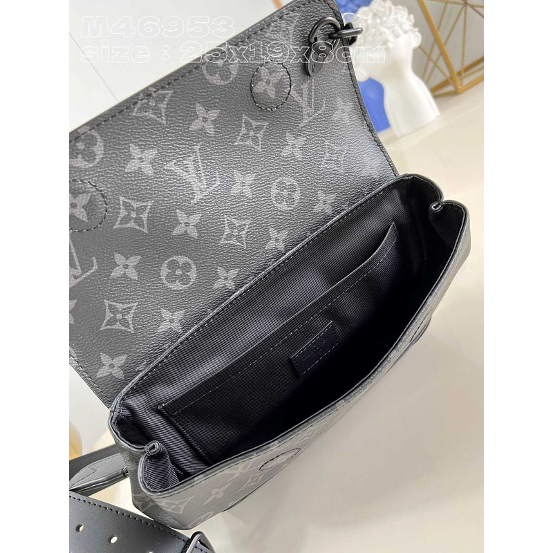 l**is V*t*n steamer pm canvas and leather black