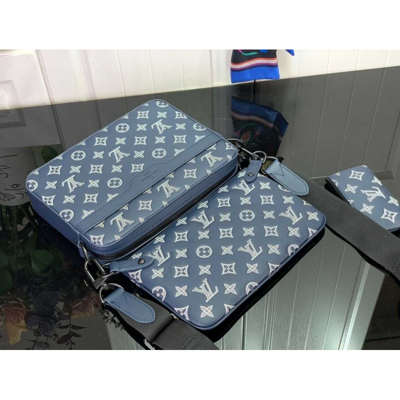 l**is V*t*n trio messenger