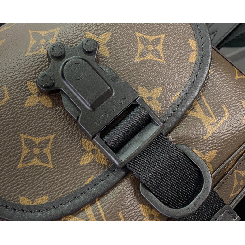 l**is V*t*n quest messenger cowhide-leather textile lining