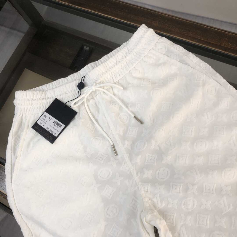 l**is V*t*n damier short white