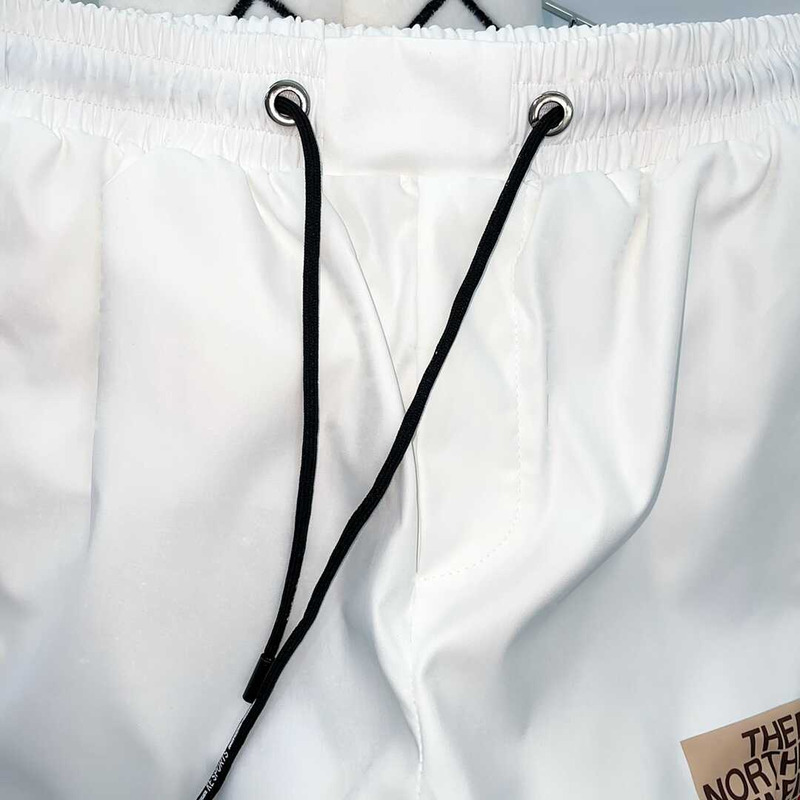 g*u*i x the n0*h F**e shorts white