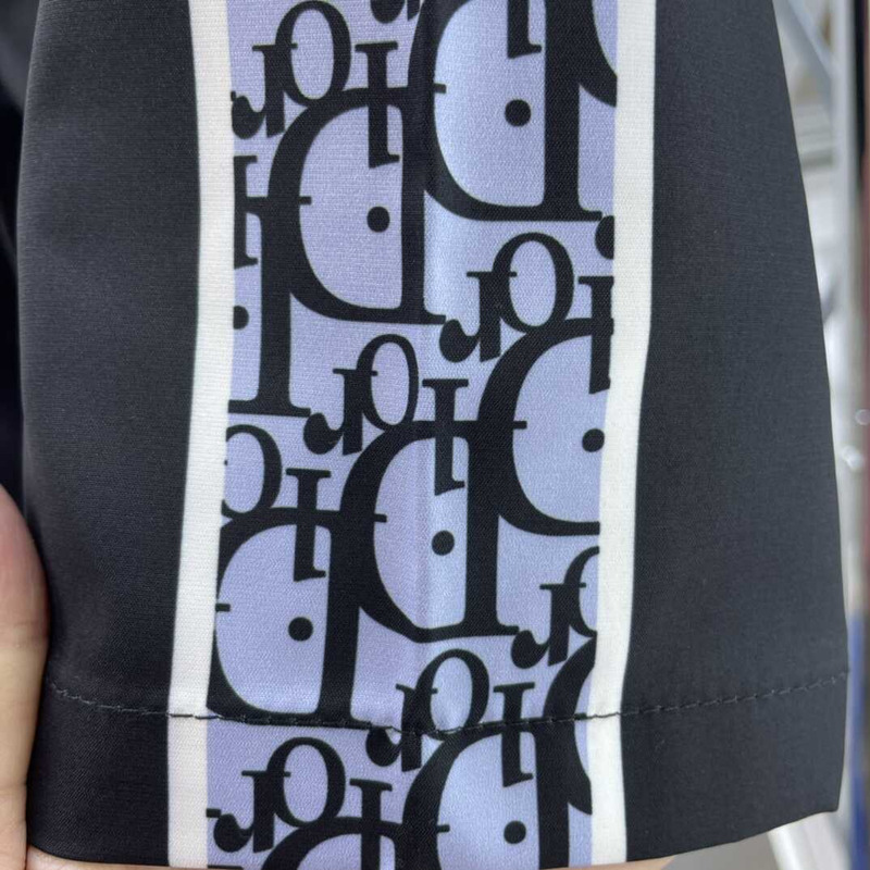 D*or logo printed oblique short in black