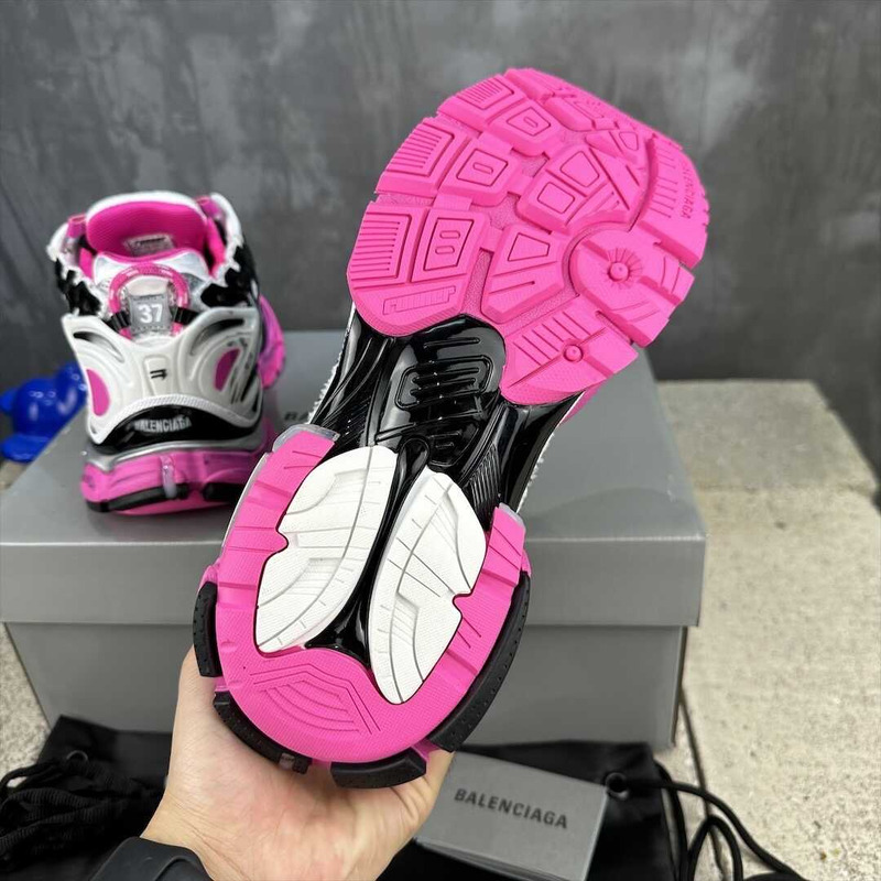 Ba*len*cia*ga runner silvery