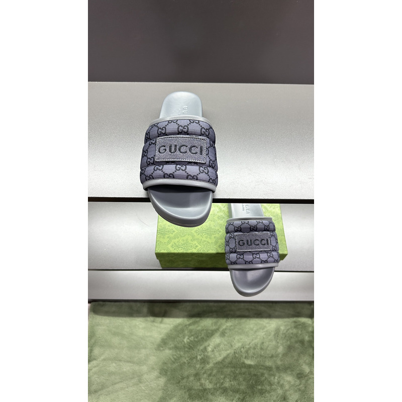 G*u*i gg slide sandal grey