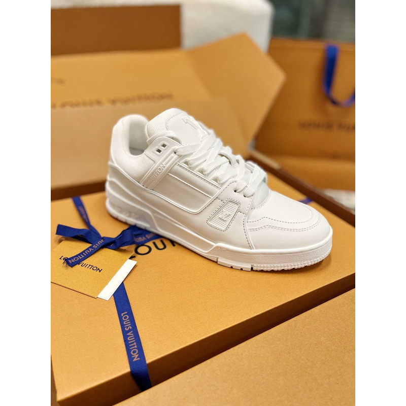 l**is V*t*n trainer white sneaker