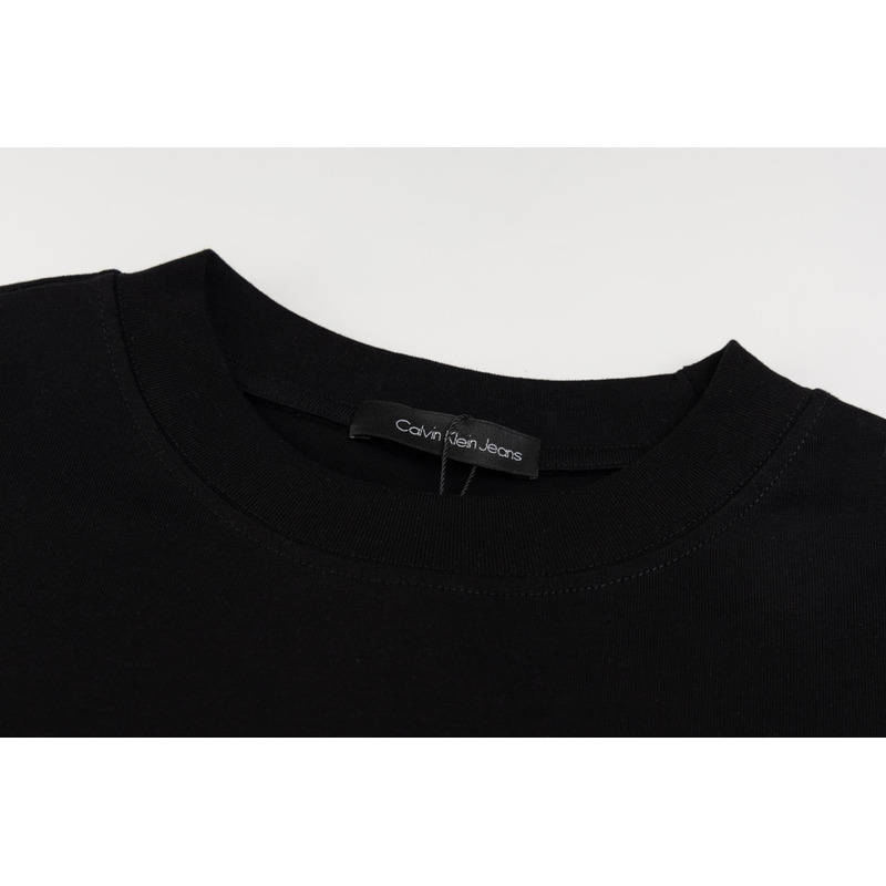 Calvin Klein Monogram Logo Crewneck T-Shirt Black