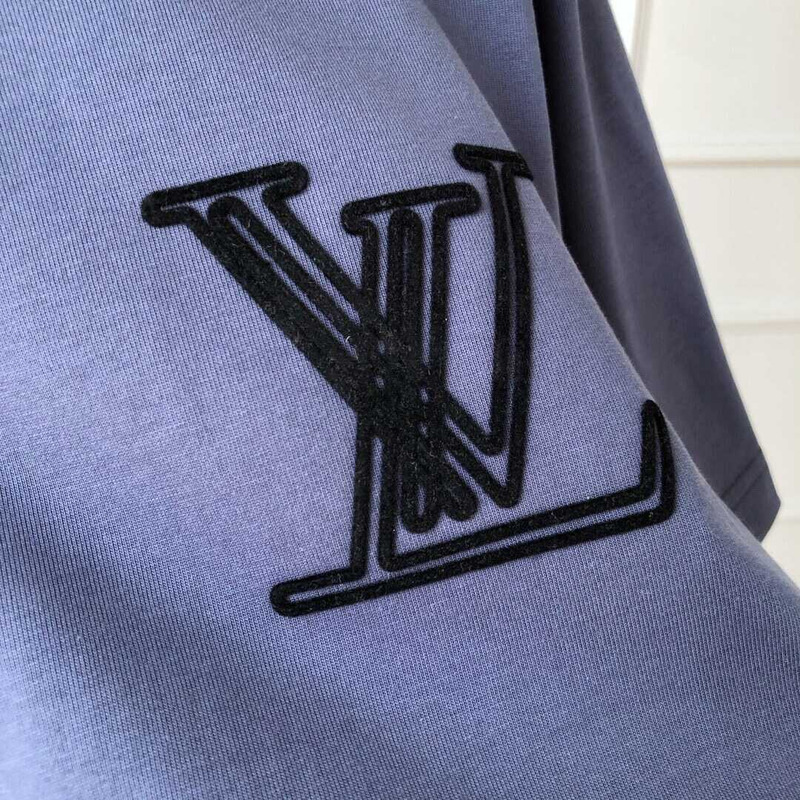 l**is V*t*n embroidered logo t-shirt blue