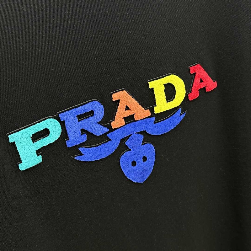 Pra*a embroidered cotton t-shirt black