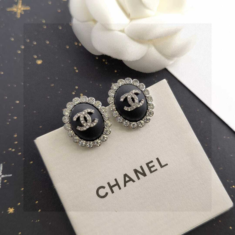 Ch*el round cc earrings black