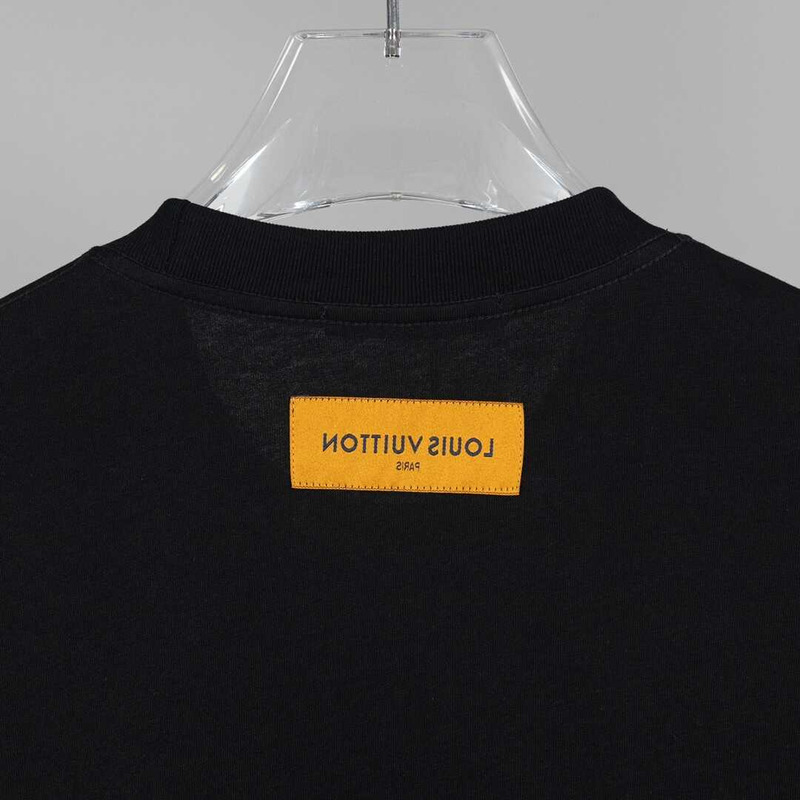 l**is V*t*n lv drip t-shirt cotton black