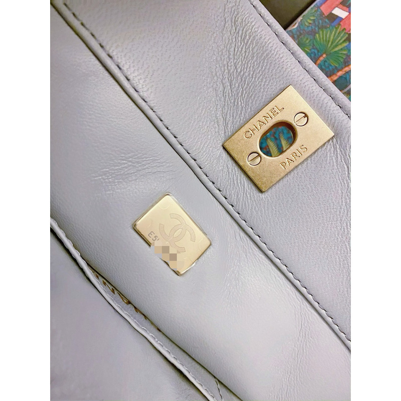 Ch*el 2022 quilted cc hobo sohoulder bag white