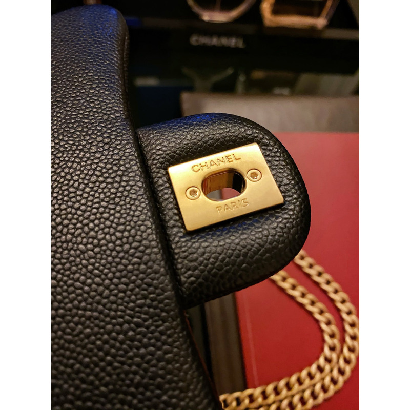 Ch*el flap bag cavair gold-toned hardware black