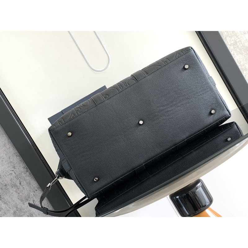 D*or weekender 40 gravity leather and  grained calfskinm black