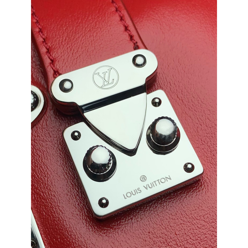 l**is V*t*n slim trunk calf leather red