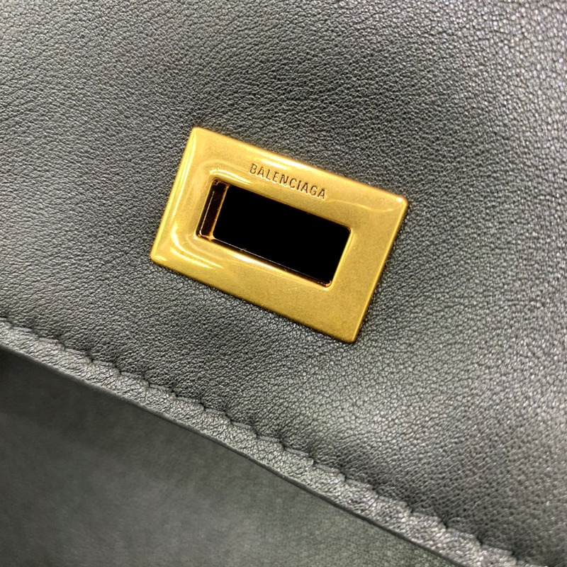 Ba*len*cia*ga rodeo large bag calfskin black