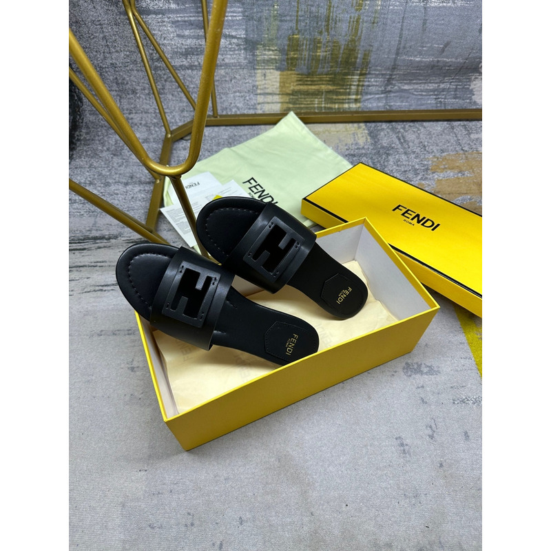 F**di fold black leather sandals black