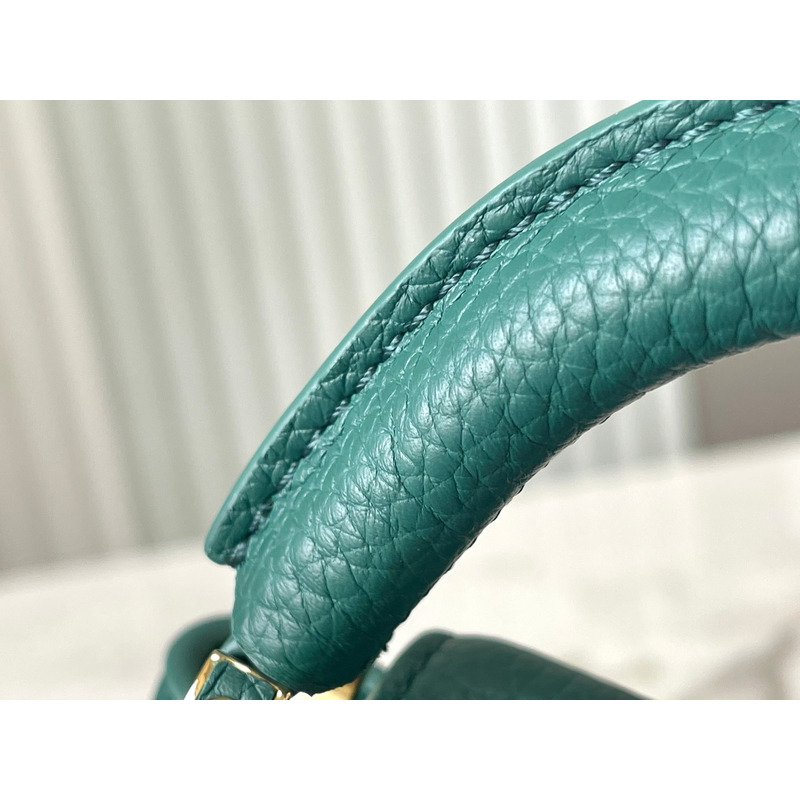 l**is V*t*n capucines mini green bag