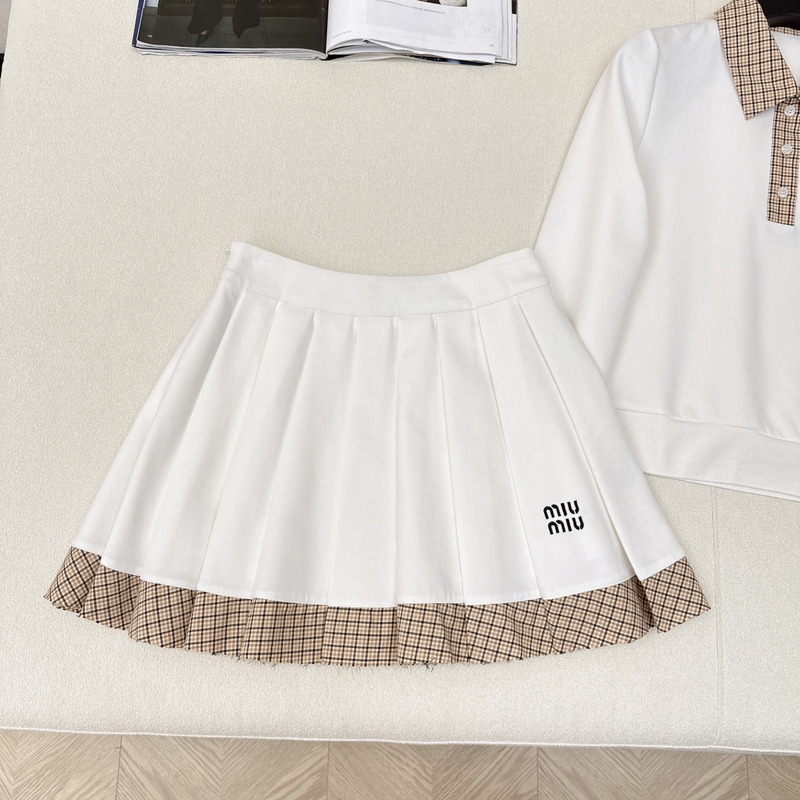 Miu Miu Logo Long-Sleeved Polo Shirt And Pleated Skirt Suit White&Brown