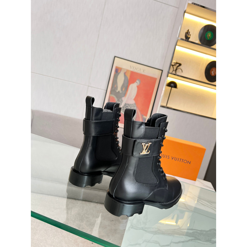 l**is V*t*n wonderland ankle boots black