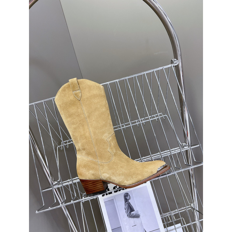 Ce**e suede boot in brown