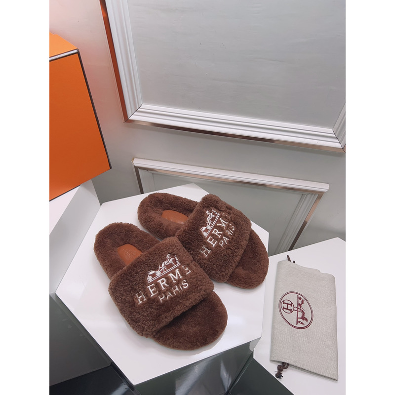 Hermès Logo Embroidered Fur Slippers Coffee