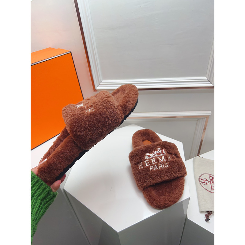 Hermès Logo Embroidered Fur Slippers Coffee