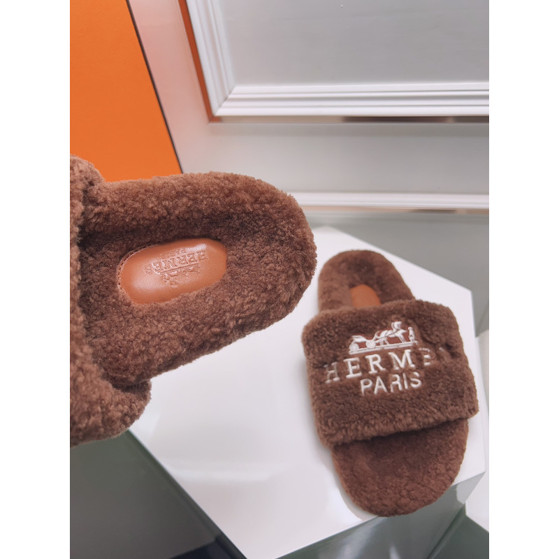Hermès Logo Embroidered Fur Slippers Coffee