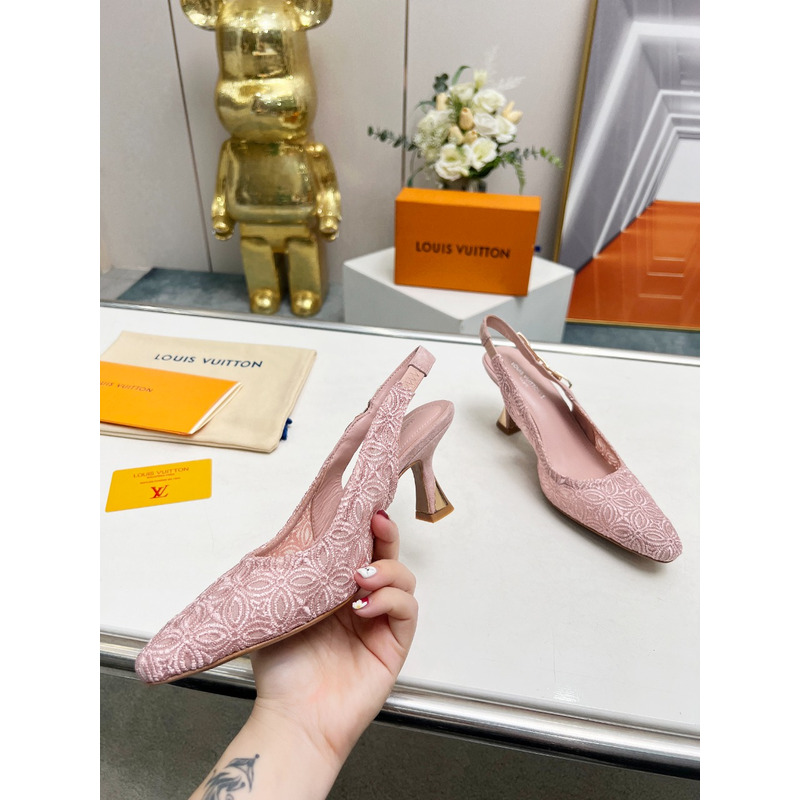 l**is V*t*n slingback pump in pink