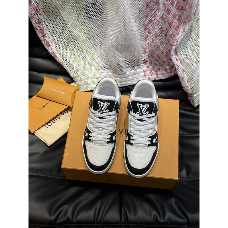 l**is V*t*n trainer sneaker monogram in black&white