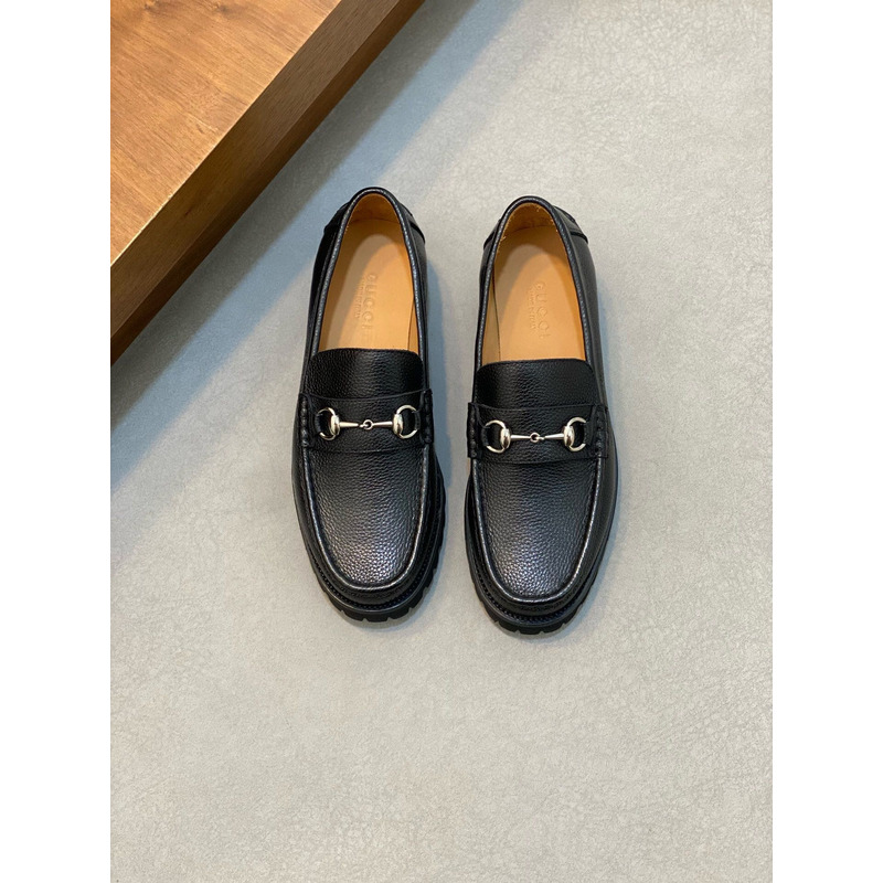 G*u*i logo loafer with horsebit black