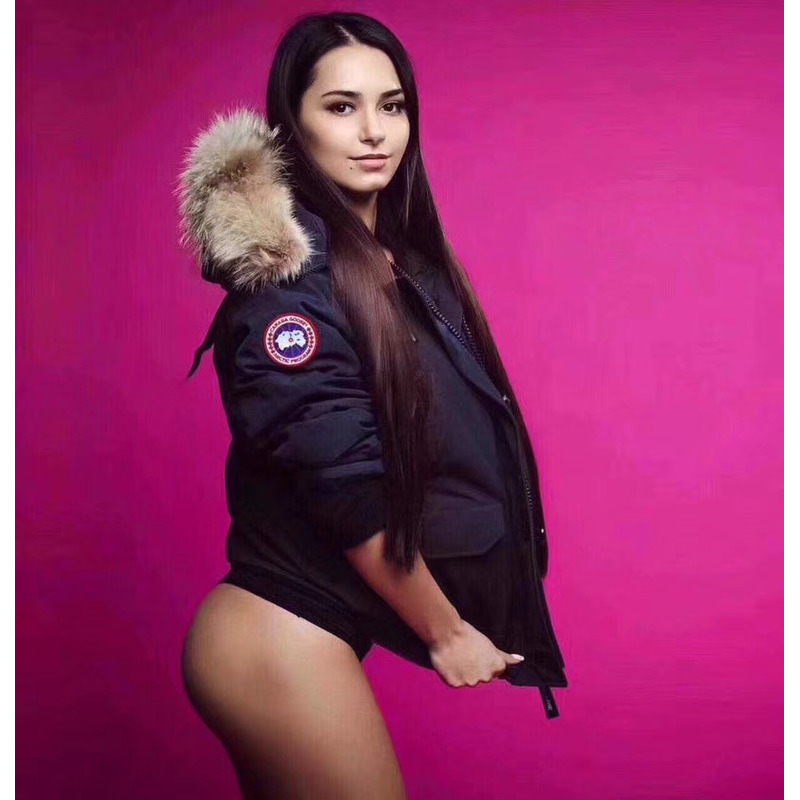 Can*a Go*e chilliwack bomber jacket admiral blue