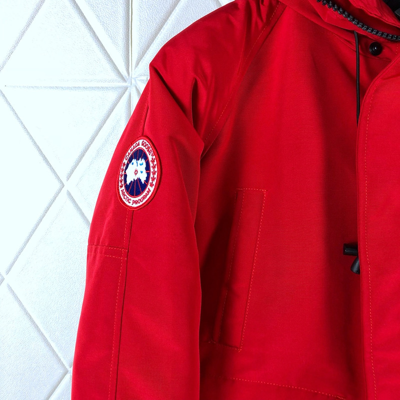 Can*a Go*e chilliwack bomber heritage jacket red