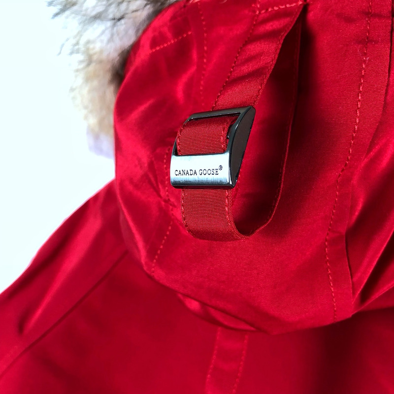 Can*a Go*e chilliwack bomber heritage jacket red