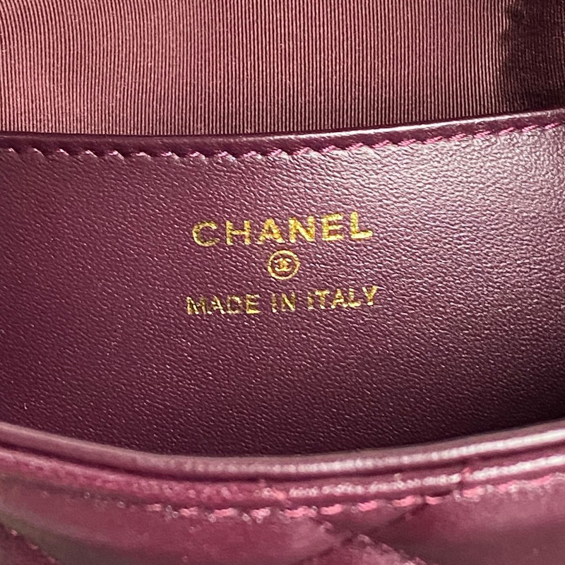 Ch*el clutch with chain shiny lambskin & gold-tone metal burgundy