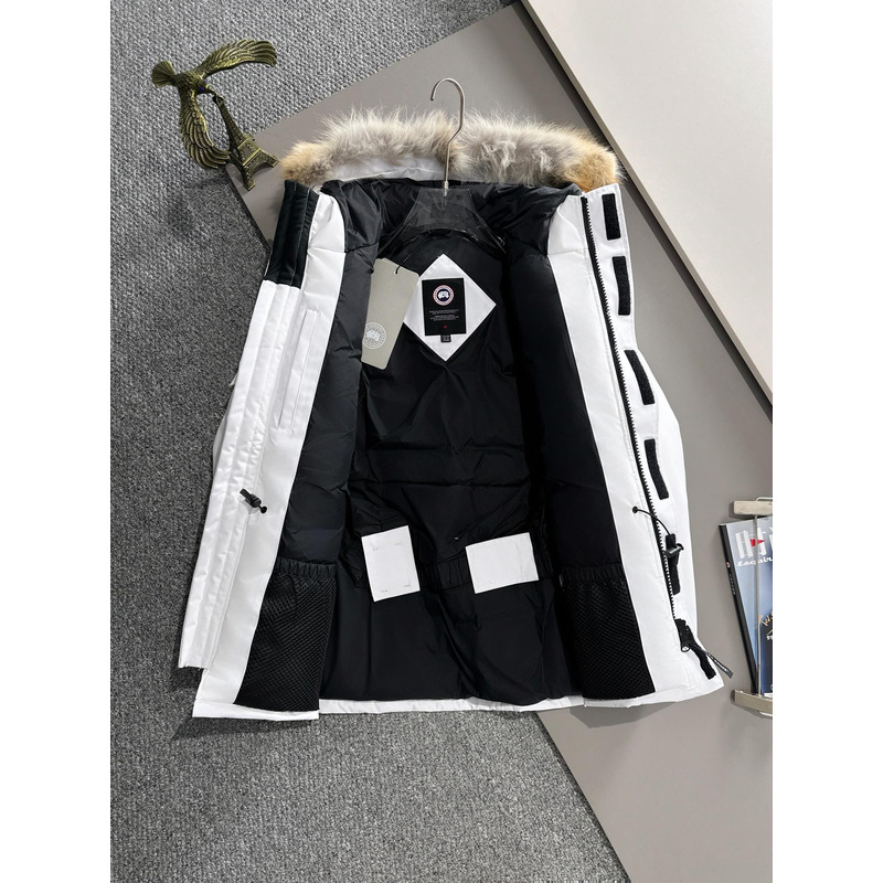 CanadaGoose Youth PBI Expedition Parka White