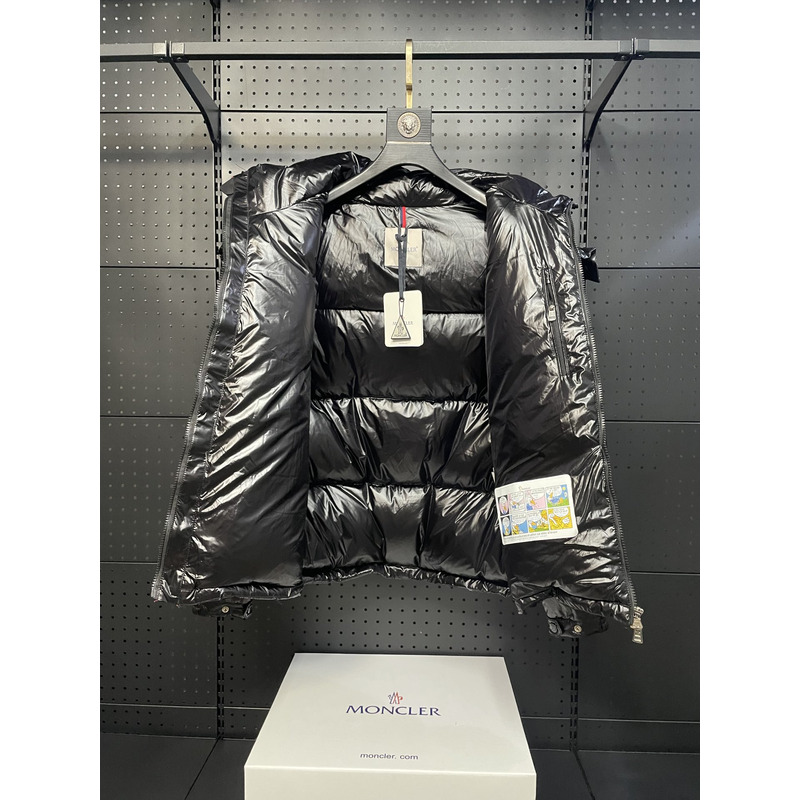 Moncler Montbeliard Down Jacket Black