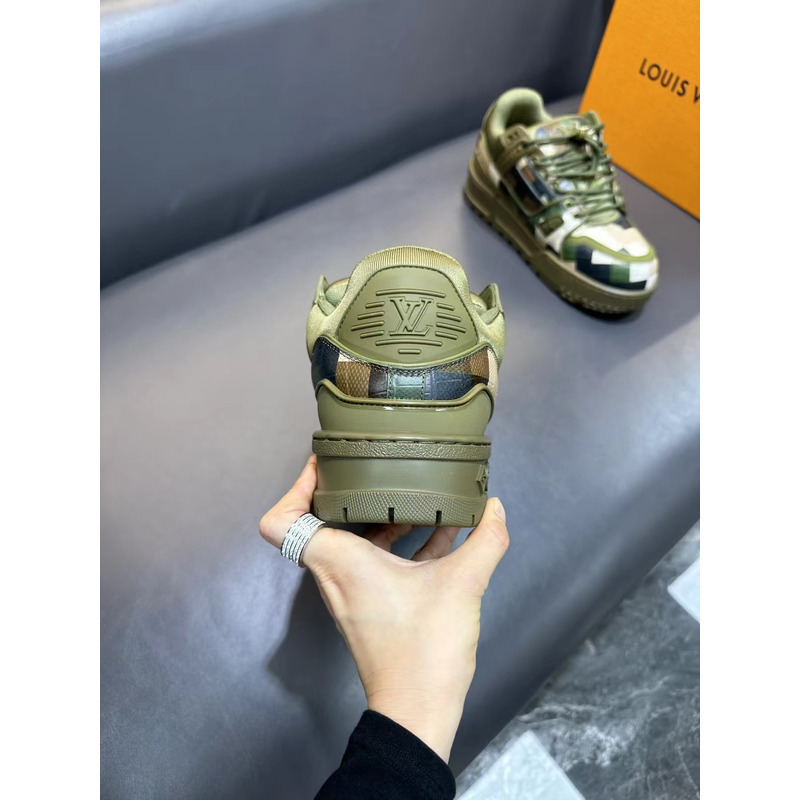 l**is V*t*n lv trainer maxi green