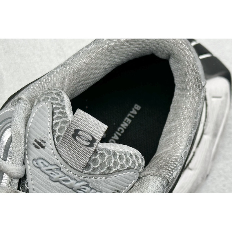 Ba*len*cia*ga stapler sneakers in gray