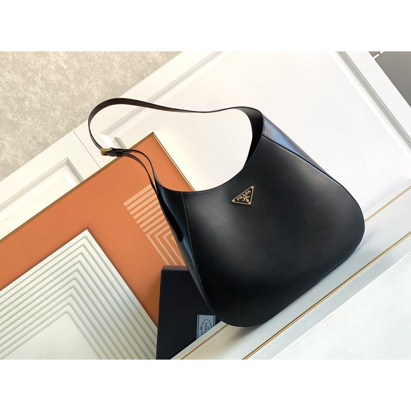 Pra*a large leather handbag with topstitching black