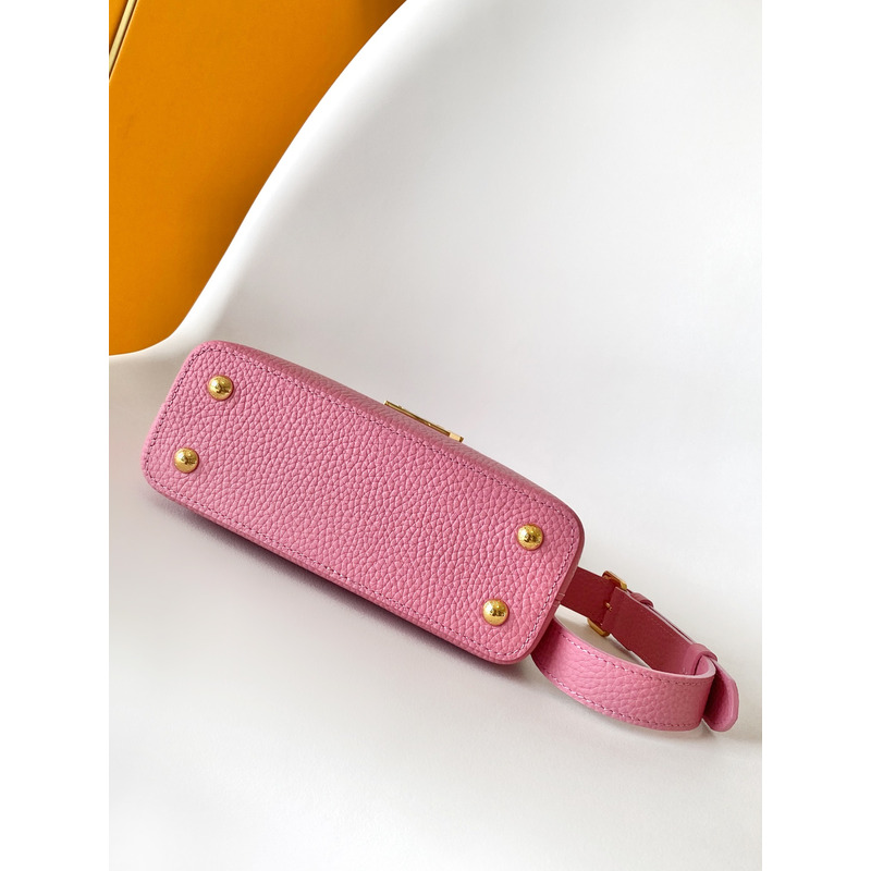 l**is V*t*n capucines east-west mini in light pink