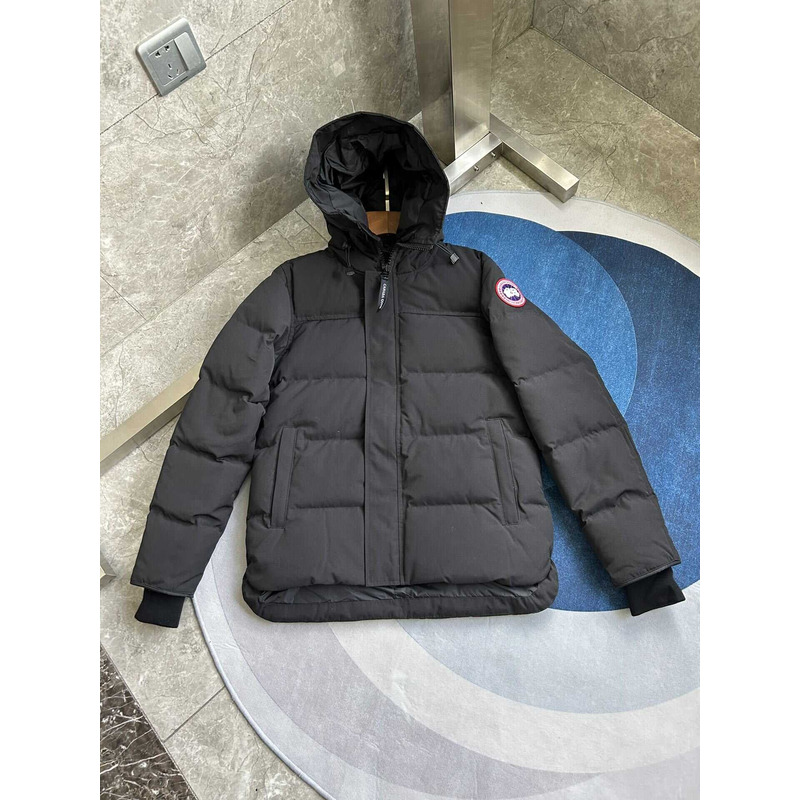 Can*a Go*e macmillan parka in black