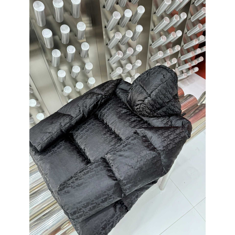 D*or oblique puffer jacket in black