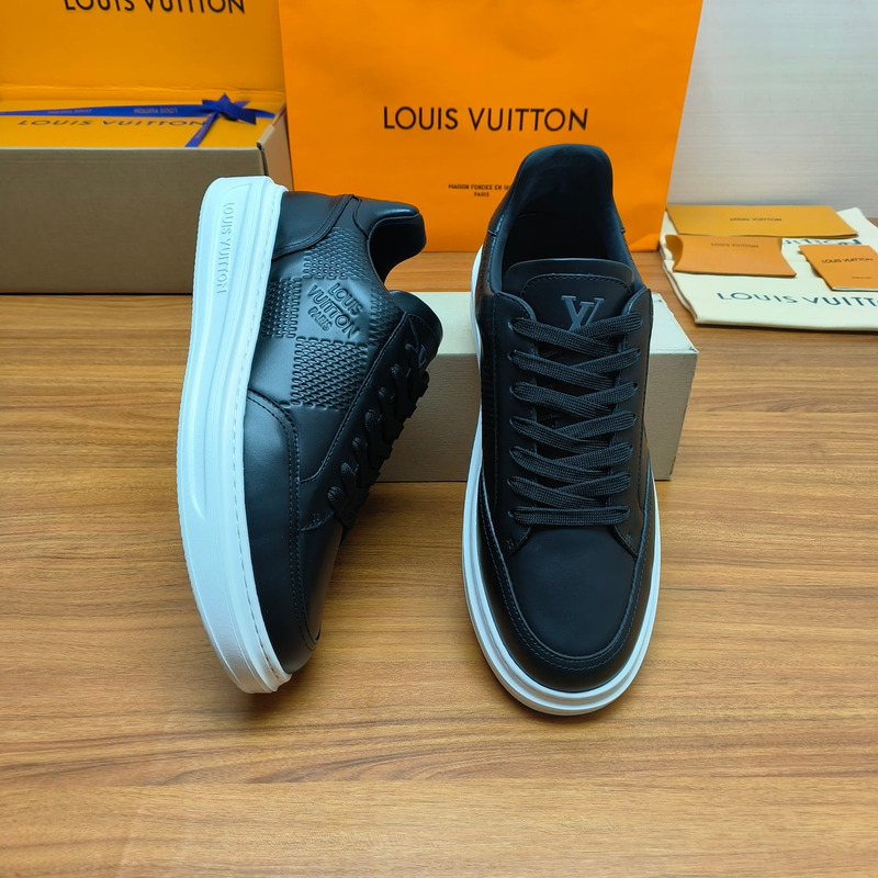 l**is V*t*n beverly hills sneaker black