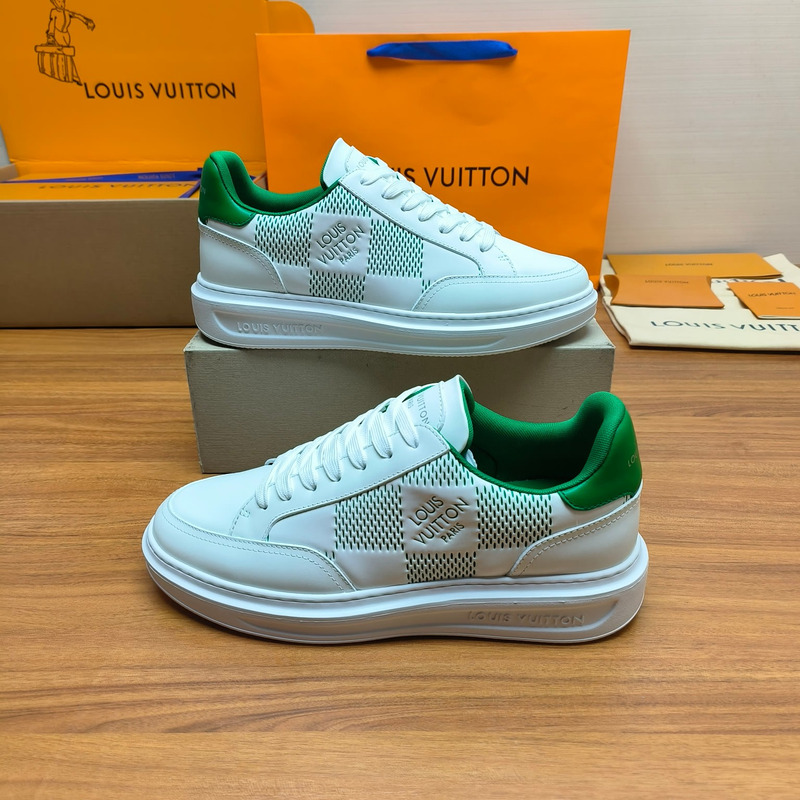 l**is V*t*n beverly hills sneaker white&green