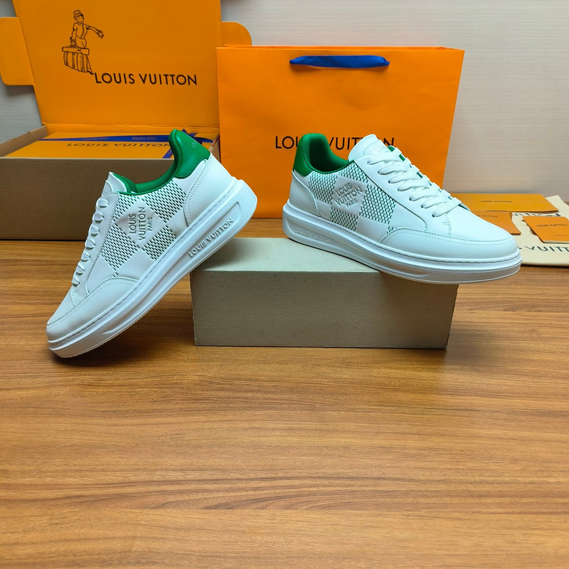 l**is V*t*n beverly hills sneaker white&green