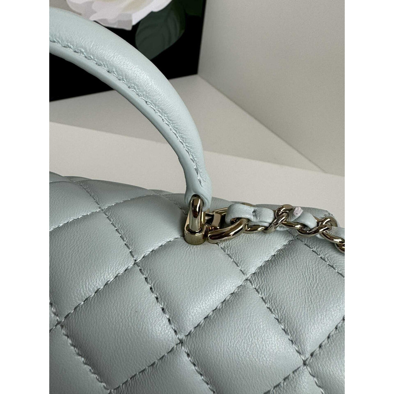 Ch*el mini rectangle top handle blue clair