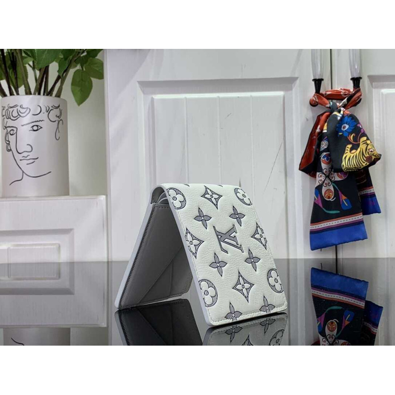 l**is V*t*n multiple wallet monogram shadow white