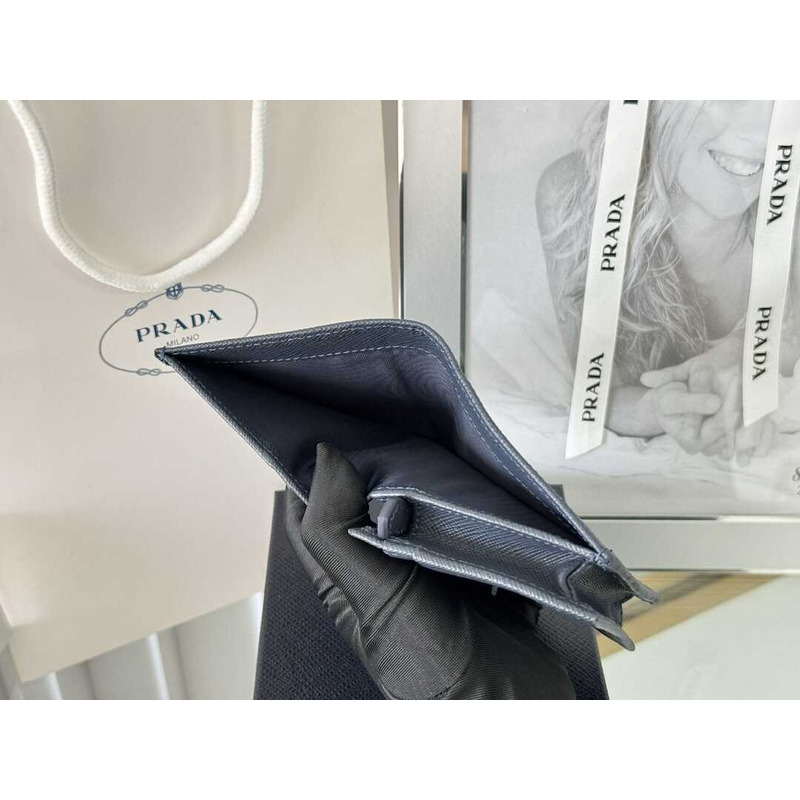 Pra*a black saffiano leather money clip