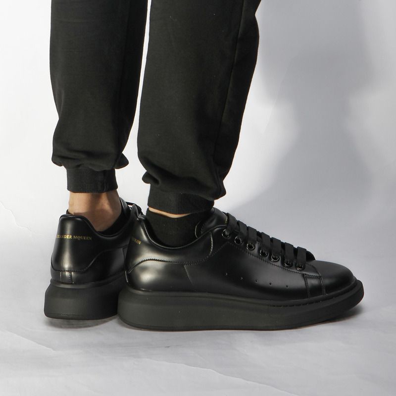 Alexander McQueen Sneaker in Black