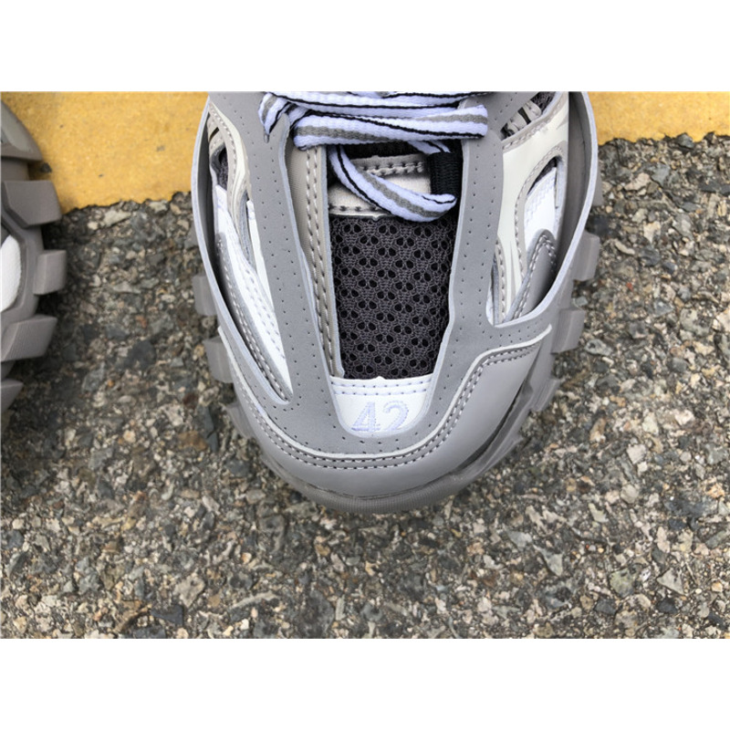 Ba*len*cia*ga 3.0 dark gray sneakers men women